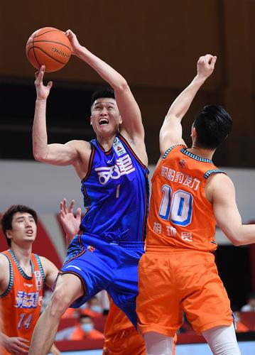 开云体育:辽宁飞豹大胜福建豹发力,梅奥表现全面,辽宁飞豹比赛
