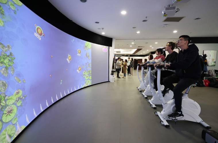 「沉浸式观赛体验:开云体育联手VR技术开发观众与选手实时互动的可能性」